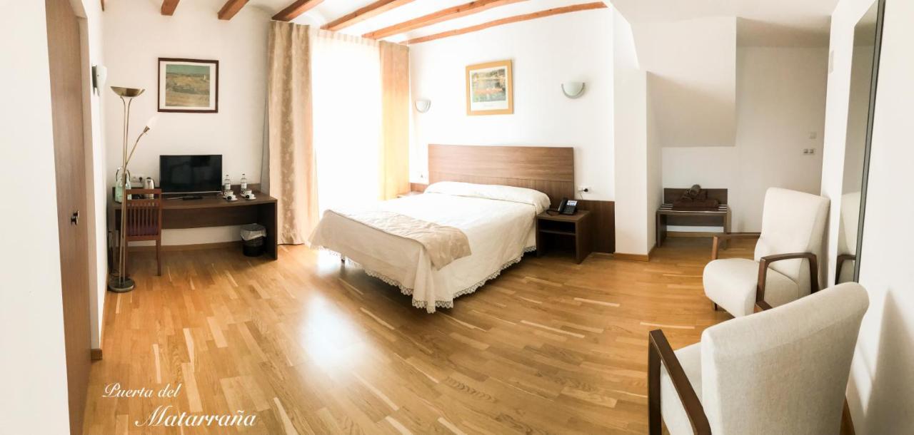 Hotel Baron Andilla Valdealgorfa Екстер'єр фото