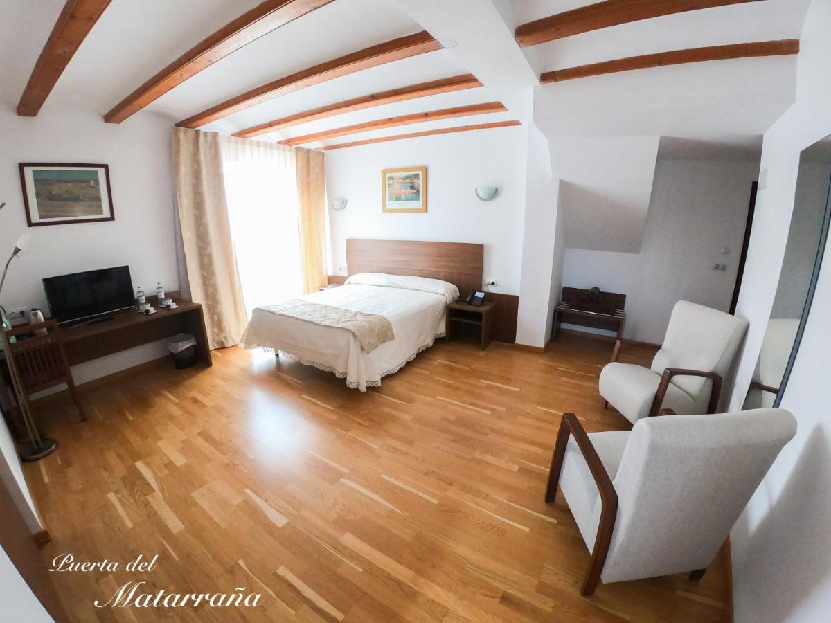 Hotel Baron Andilla Valdealgorfa Екстер'єр фото