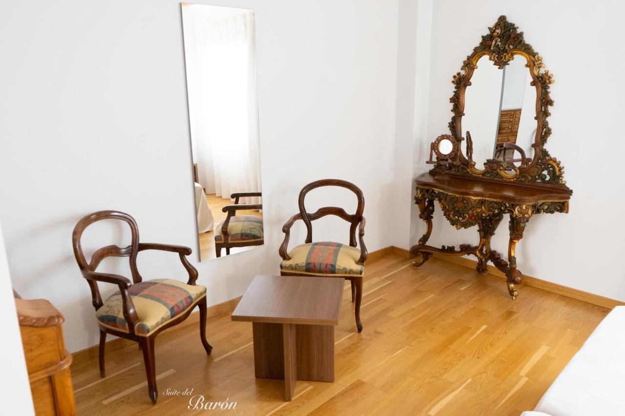 Hotel Baron Andilla Valdealgorfa Екстер'єр фото