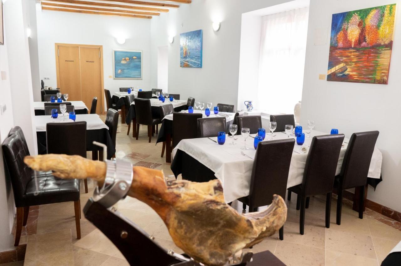 Hotel Baron Andilla Valdealgorfa Екстер'єр фото